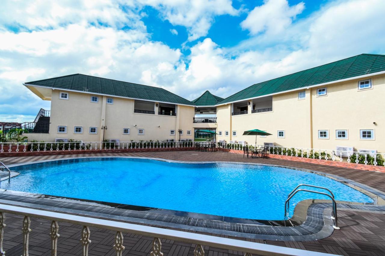Faith Cricket Club & Resort Бхопал Екстер'єр фото